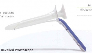   (Medium Bevelled Proctoscope)